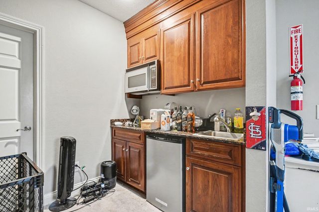 330 N Sunnyside Avenue, South Bend, IN 46617