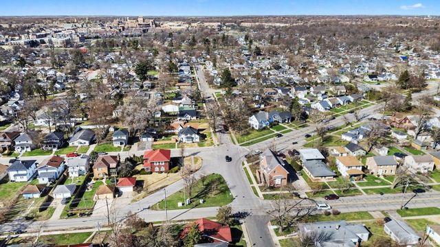 330 N Sunnyside Avenue, South Bend, IN 46617