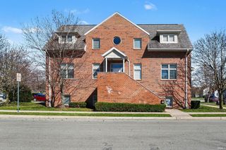 330 N Sunnyside Avenue, South Bend, IN 46617