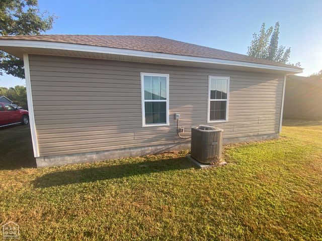 406 Jones Street, Harrisburg, AR 72432