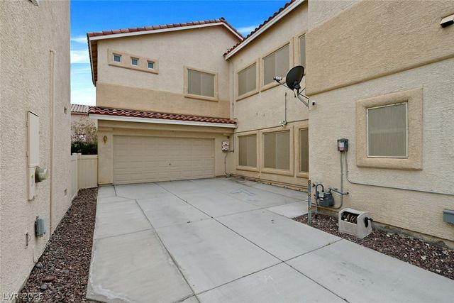 1755 Little Crow Avenue, Las Vegas, NV 89123