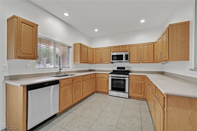 1755 Little Crow Avenue, Las Vegas, NV 89123