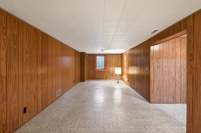 5227 5th Street NE, Columbia Heights, MN 55421