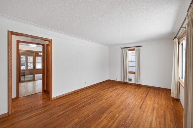 5227 5th Street NE, Columbia Heights, MN 55421