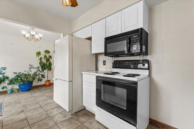 2640 Moraine COURT, Racine, WI 53402