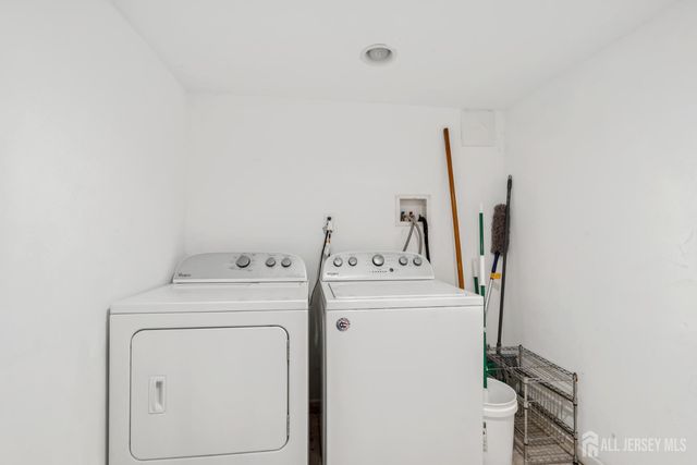 61 Duley Avenue, Edison, NJ 08817