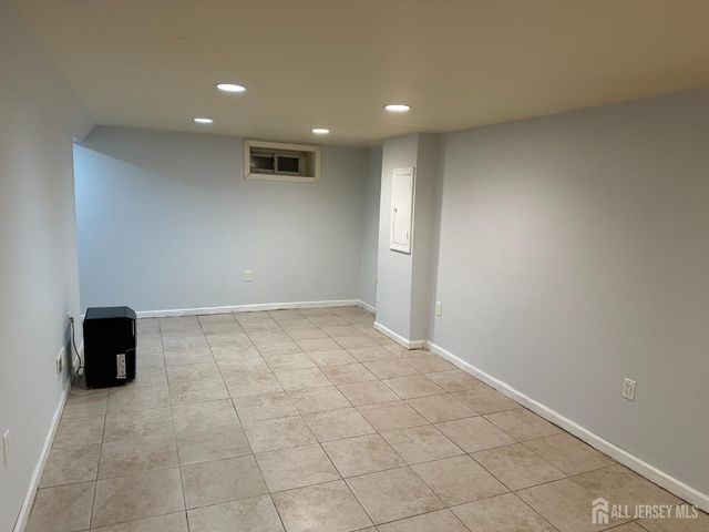 61 Duley Avenue, Edison, NJ 08817