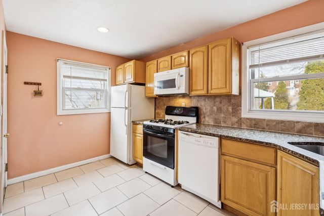 61 Duley Avenue, Edison, NJ 08817