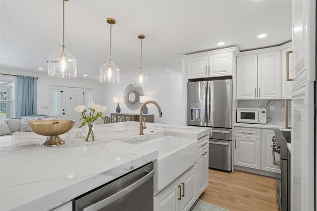 1819 MARYLAND AVENUE NE, St Petersburg, FL 33703