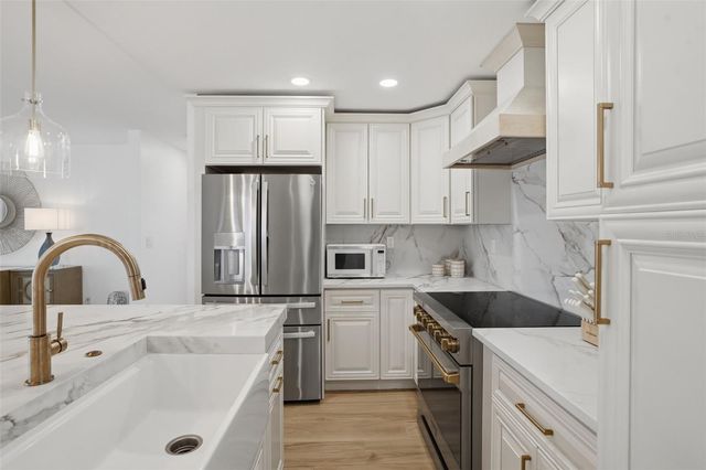 1819 MARYLAND AVENUE NE, St Petersburg, FL 33703