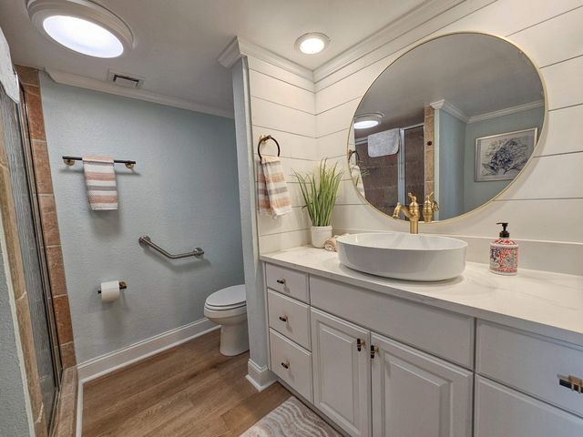 9650 Shore Dr Apt 207, Myrtle Beach, SC 29572