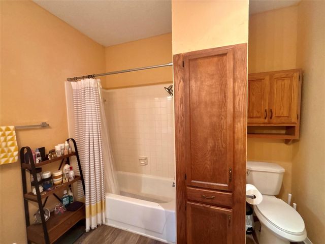915 W 23rd ST 206, Austin, TX 78705