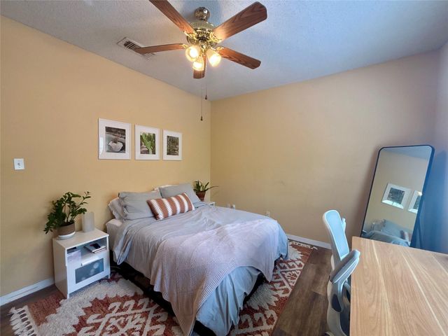 915 W 23rd ST 206, Austin, TX 78705