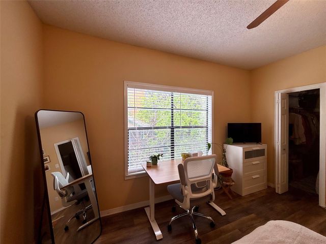 915 W 23rd ST 206, Austin, TX 78705