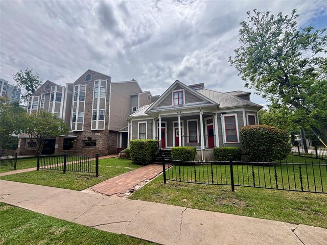 915 W 23rd ST 206, Austin, TX 78705
