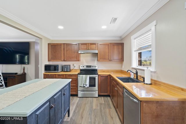 162 Dove Street, Ridgeland, SC 29936