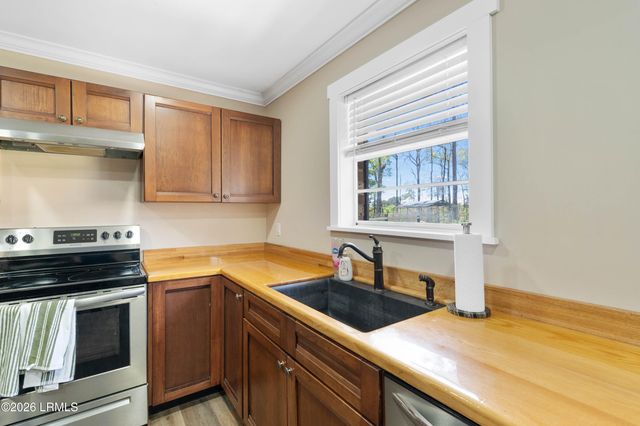 162 Dove Street, Ridgeland, SC 29936