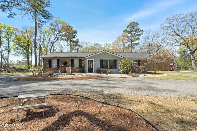 162 Dove Street, Ridgeland, SC 29936