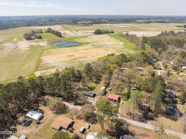 162 Dove Street, Ridgeland, SC 29936
