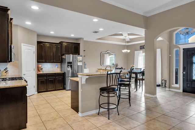 6925 South Wind Dr, Corpus Christi, TX 78413