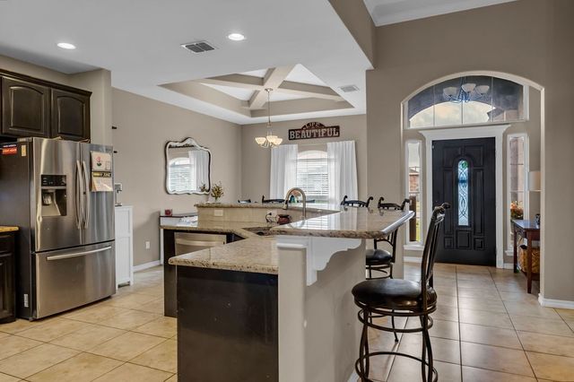 6925 South Wind Dr, Corpus Christi, TX 78413