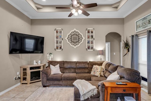 6925 South Wind Dr, Corpus Christi, TX 78413