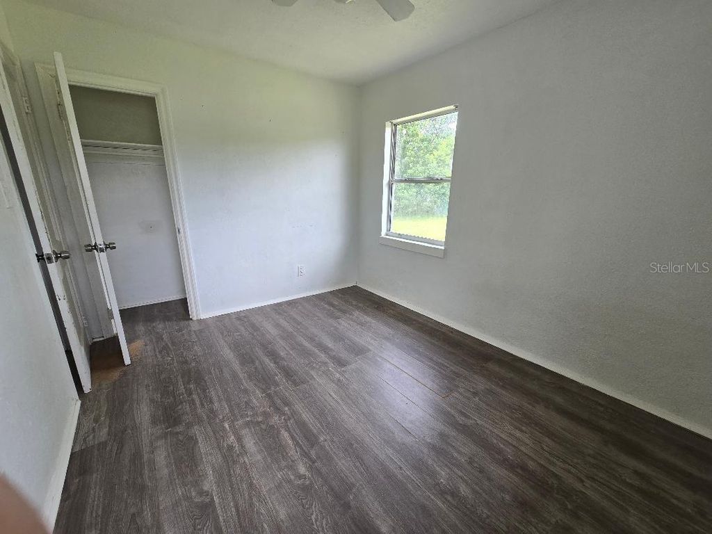 Image 18 of property listing at 5762 DOGWOOD DRIVE, Orlando, FL 32807