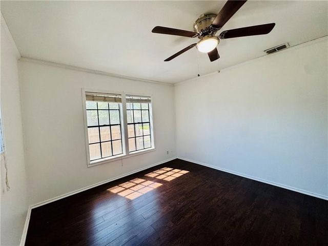 746 Lansdown Dr, Corpus Christi, TX 78412