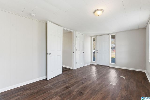 335 1ST AVENUE NW, Graysville, AL 35071