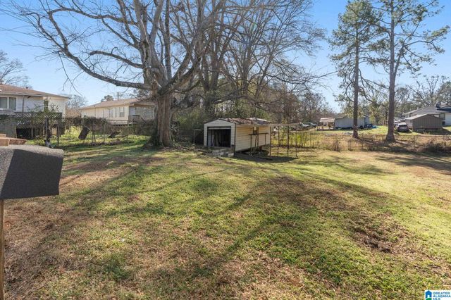 335 1ST AVENUE NW, Graysville, AL 35071