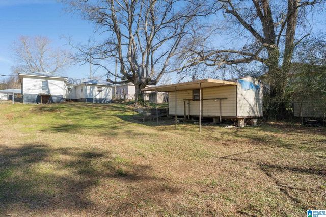 335 1ST AVENUE NW, Graysville, AL 35071
