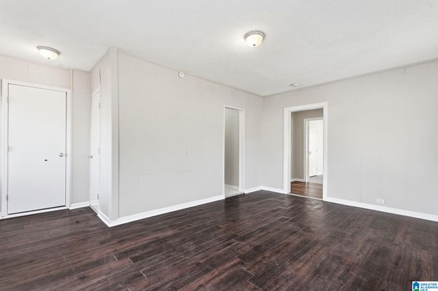 335 1ST AVENUE NW, Graysville, AL 35071