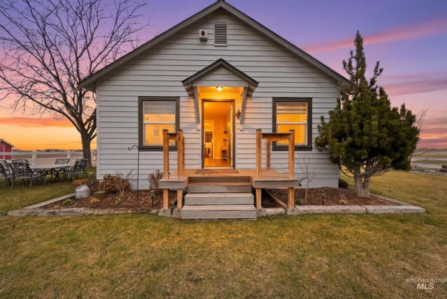 9762 Deer Flat Rd, Nampa, ID 83686