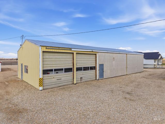 9762 Deer Flat Rd, Nampa, ID 83686
