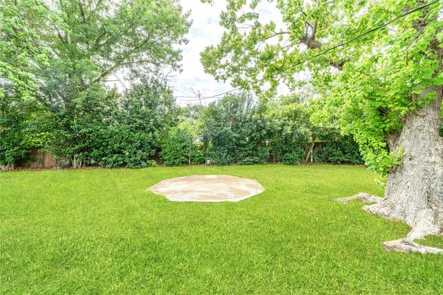 13515 Charcoal Lane, Farmers Branch, TX 75234