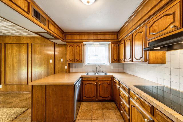 13515 Charcoal Lane, Farmers Branch, TX 75234