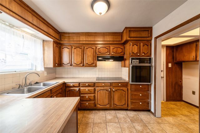 13515 Charcoal Lane, Farmers Branch, TX 75234