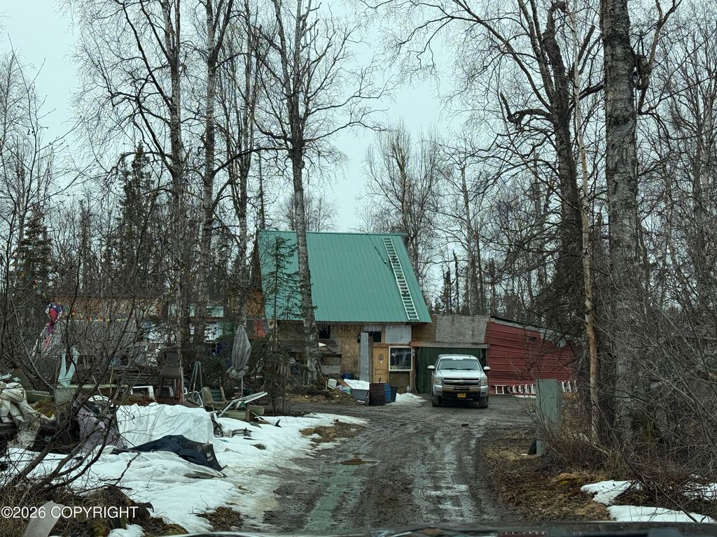 2050 S Leora Drive, Wasilla, AK 99623
