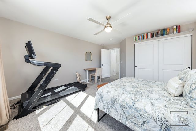 4122 Chelsea Manor Circle, Aurora, IL 60504