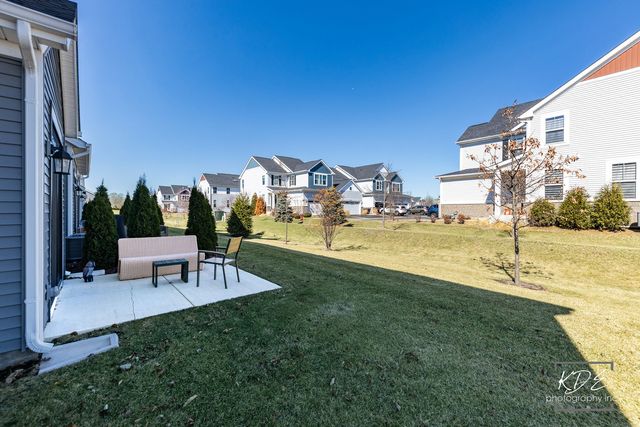 4122 Chelsea Manor Circle, Aurora, IL 60504