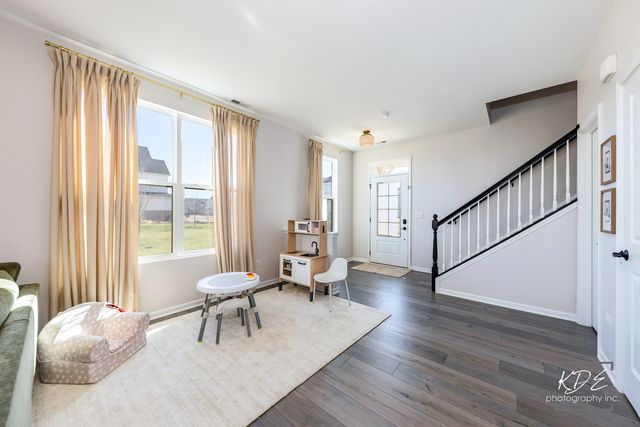 4122 Chelsea Manor Circle, Aurora, IL 60504