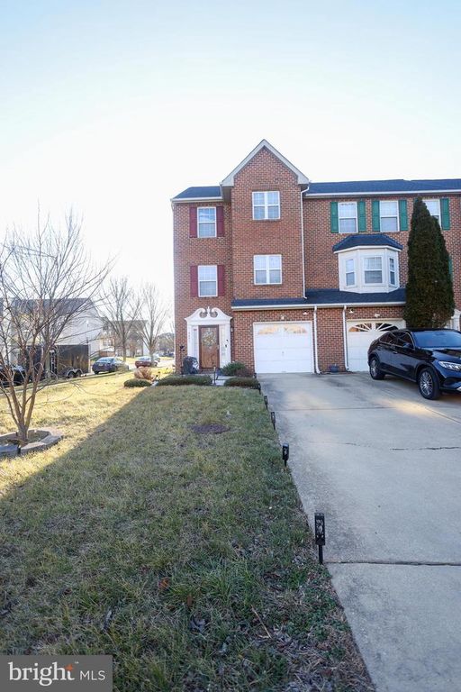 8831 HARDESTY DR, Clinton, MD 20735