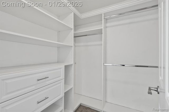 14728 Kings Mill Drive, Utica, MI 48315