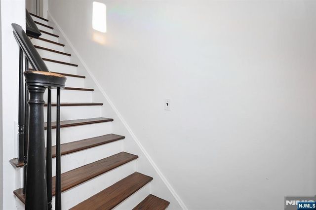 31 Madison Avenue, Demarest, NJ 07627