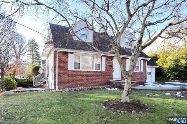 31 Madison Avenue, Demarest, NJ 07627