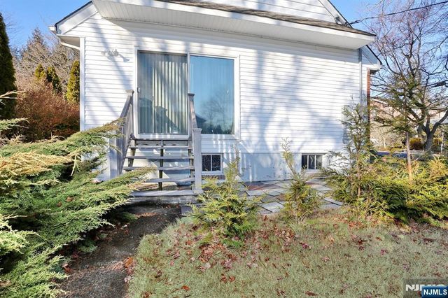 31 Madison Avenue, Demarest, NJ 07627