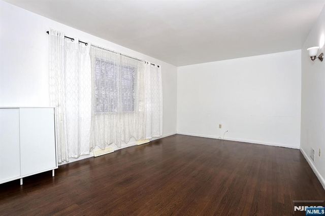 31 Madison Avenue, Demarest, NJ 07627