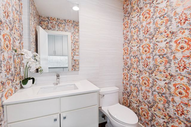 1518 Oak Knoll Street, Dallas, TX 75208