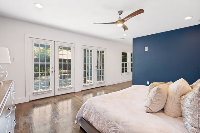 1518 Oak Knoll Street, Dallas, TX 75208