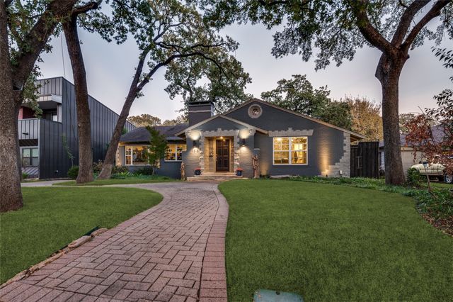 1518 Oak Knoll Street, Dallas, TX 75208